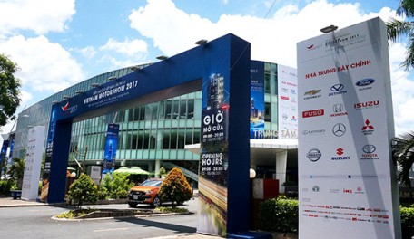 Triển lãm ô tô Việt Nam lần thứ 13 - Vietnam Motor Show 2017 chính thức khai mạc